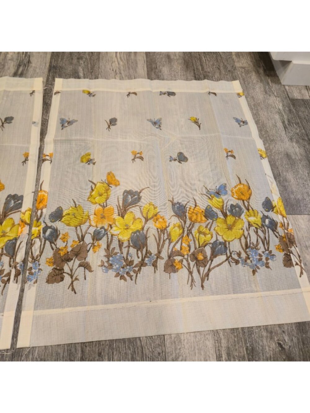Floral Butterfly MCM Sheer Curtains 2 Panels 36"x29" Yellow Blue Brown Retro NOS - Picture 2 of 10